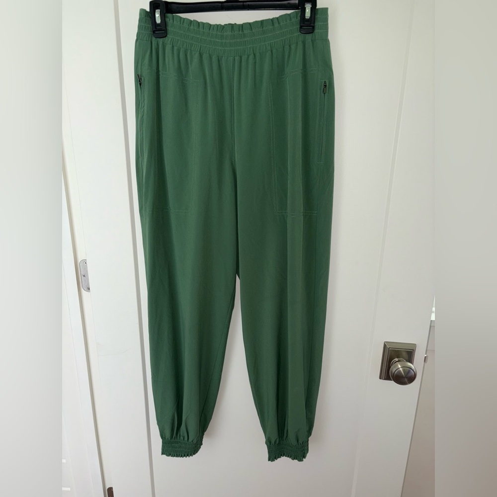 Athleta Savannah joggers sz 6 NWOT